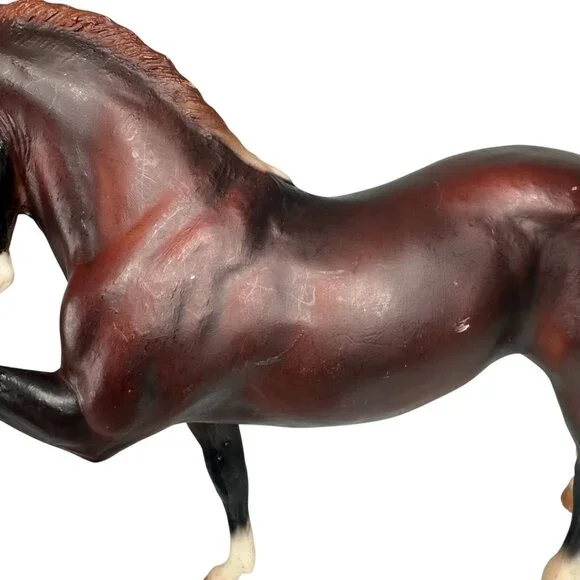 Breyer Horse #918 Promenade Chestnut Andalusian Legionario - Picture 9 of 15